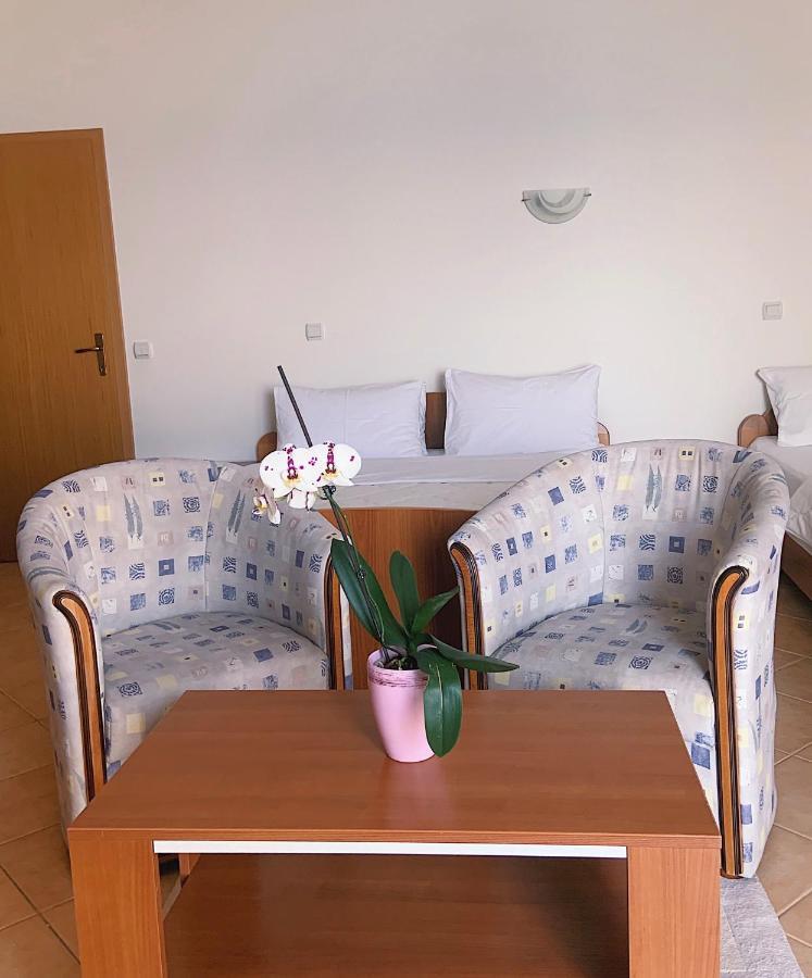 Apartments Hollaj أولتْسي المظهر الخارجي الصورة